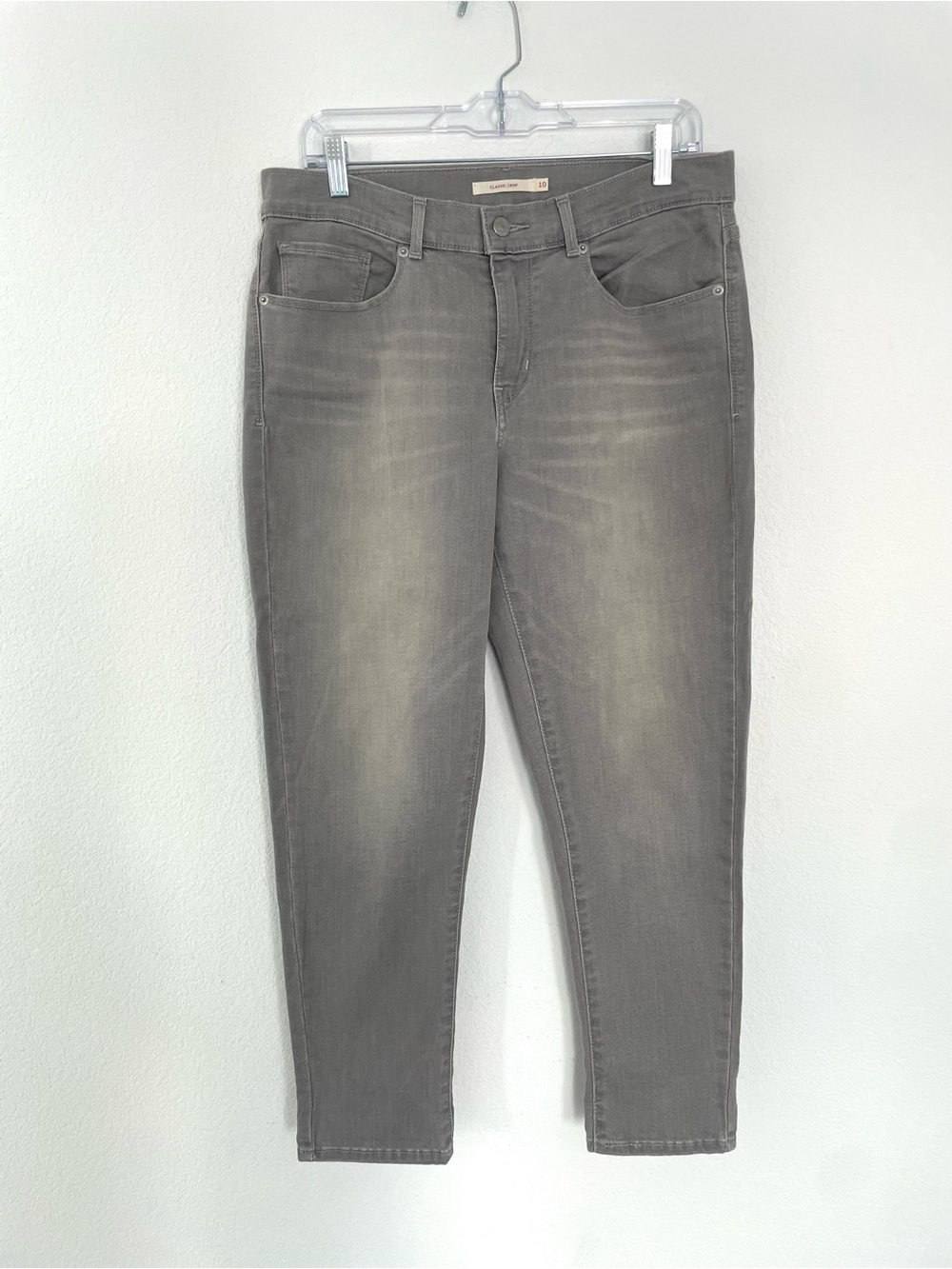 Levi's Classic Crop Faded Gray Ankle Skinny Jeans